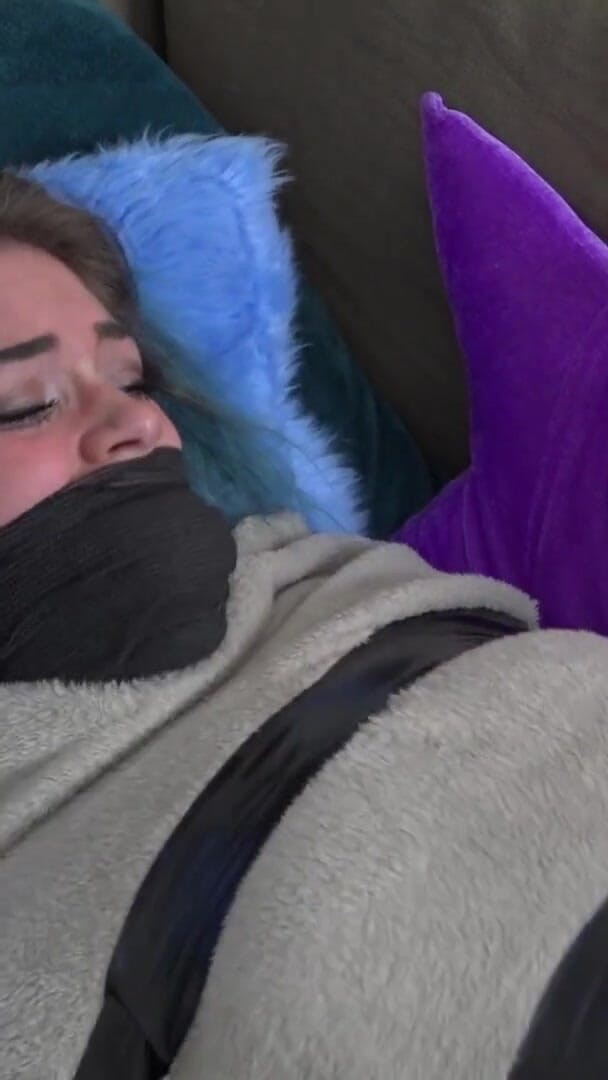 Luna Grey - encased blanket (Restricting Ropes)