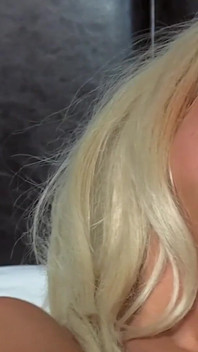 Betrügende freundinnen, szene-4, hintern-blondine brooklyn blue fickt den freund ihres freundes und sie werden erwischt