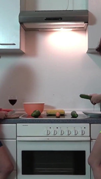 Lesbické holky z Francie si hrají s velkou hračkou