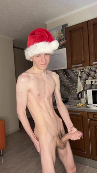 想象中的同学做爱导致激烈的 twink 高潮