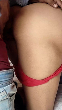 Hintli kız oyo sızdırılmış mms'de evli olmayan seks