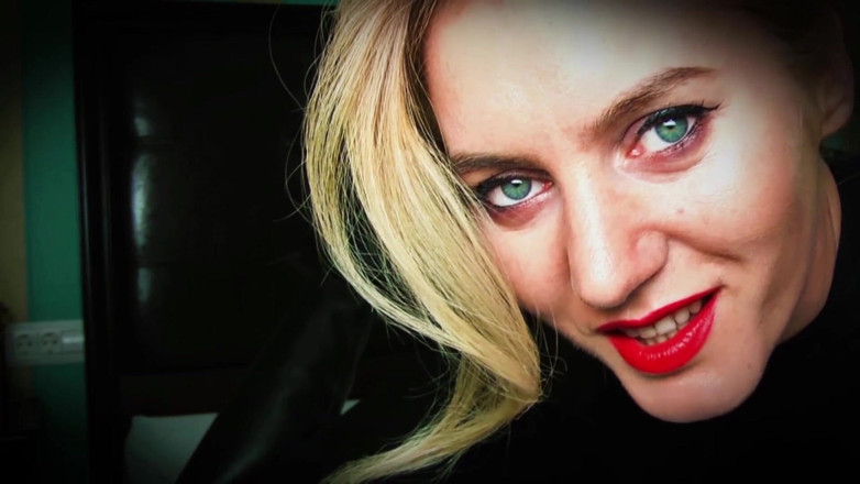 Goddess Celine: Catwoman executrix