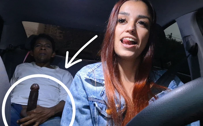 ksalnovinhos: Slutty App Driver Catches Passenger Masturbating From Behind and Has...
