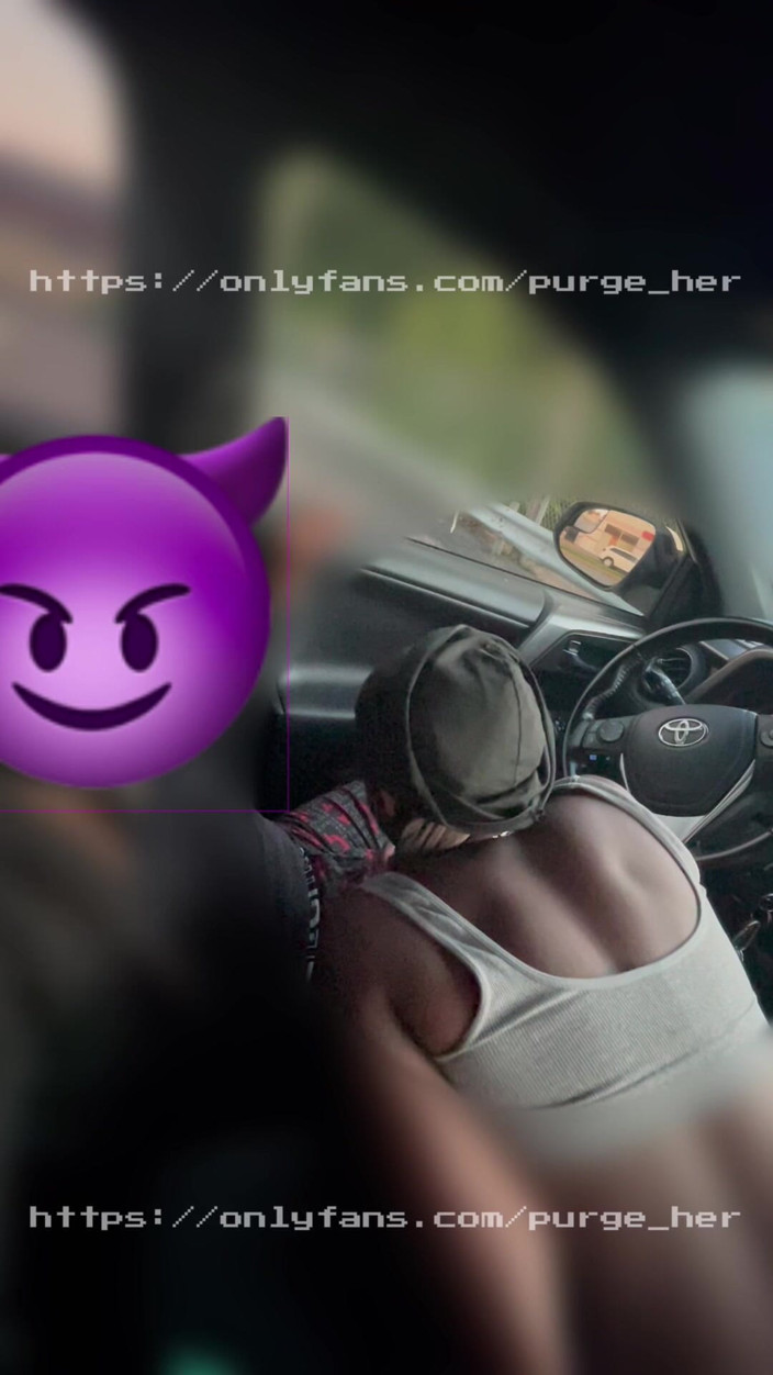 Purge_her: Cars Pass by While She Suck My Dick