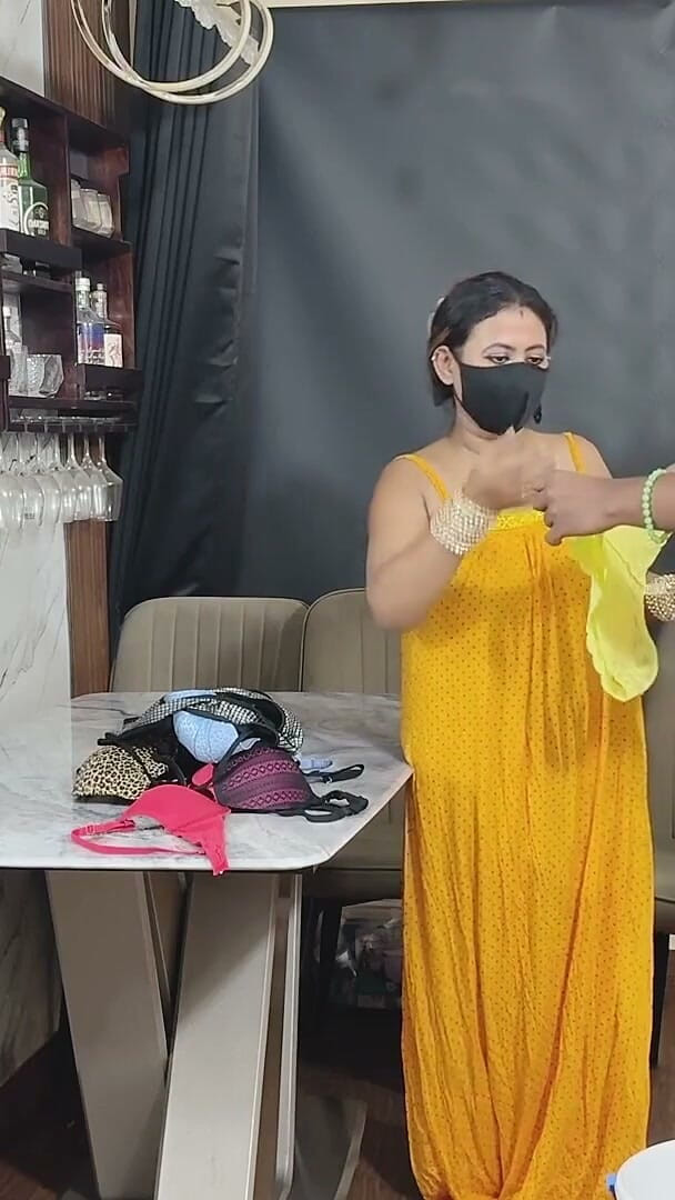 IndianMyra07: Step Stepson Saw Stepmom Seducing Bra Seller
