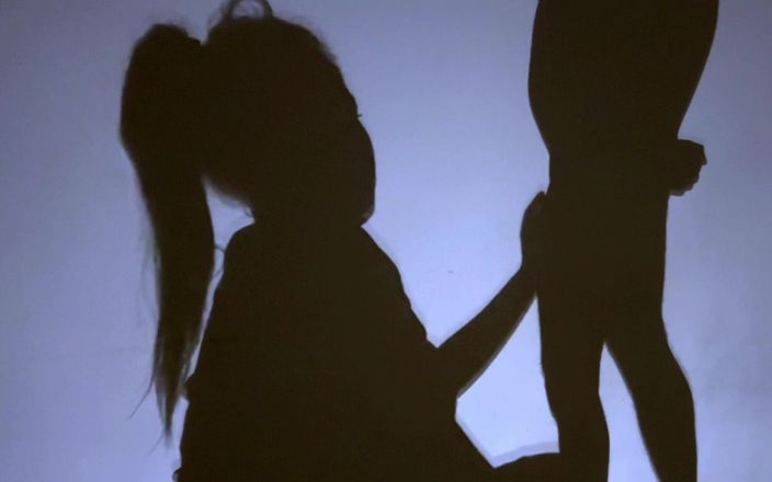 Aria Mia: 핸잡을 해주는 핫한 새엄마, 하지만 내 섹스를 통제하지 않고 후배위 스타일 따먹기 - 애널 큰 엉덩이