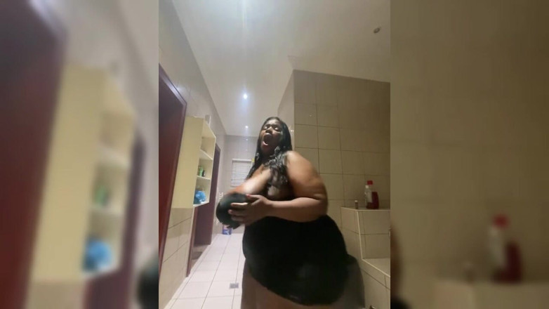 Legendary Booty Overdose: Laktacja cycata SSBBW MILF cycki i wielbienie dupy