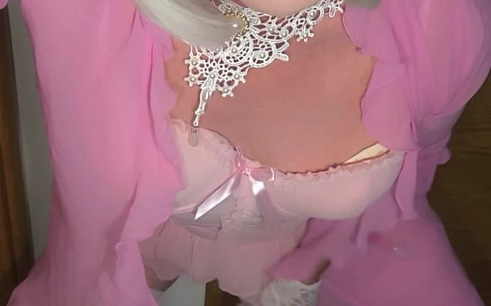 Emma Browne: Kadın kılıklı travesti büyük boşalma