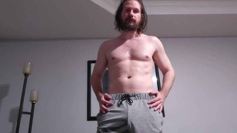 AlbinoAdonis: Big Alpha Male merendahkan dan menghinakan pancutan mani beta gay...