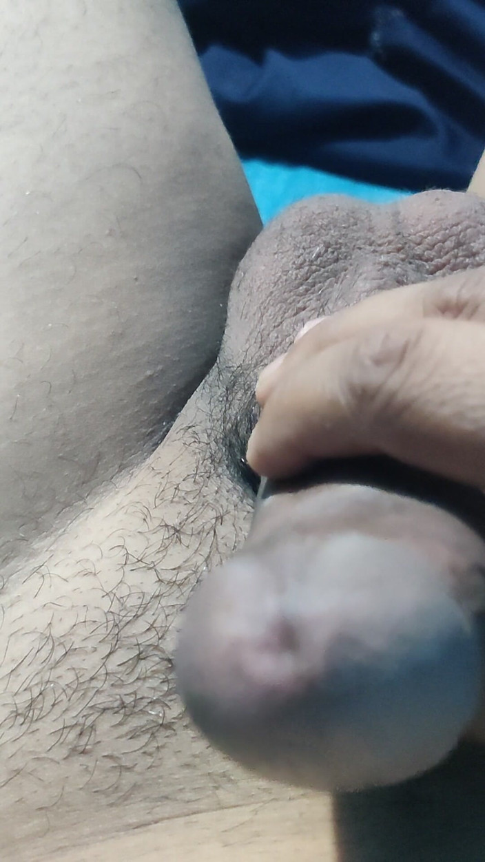 Bhanurawatbb: Hintli yarağımı izle herhangi bir teyze bayan kız interted dm...