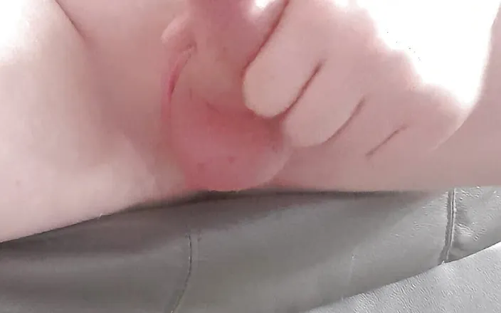 Becky_Boy: Jerking off/ a Lot of Sperm