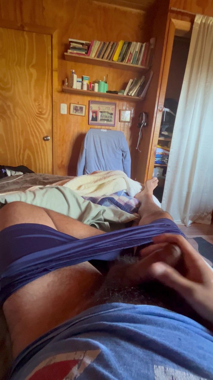 Hardnoisex: 視点 朝のドアがベッドで閉まる