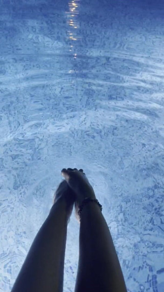 SassyTiff: Feet in the water