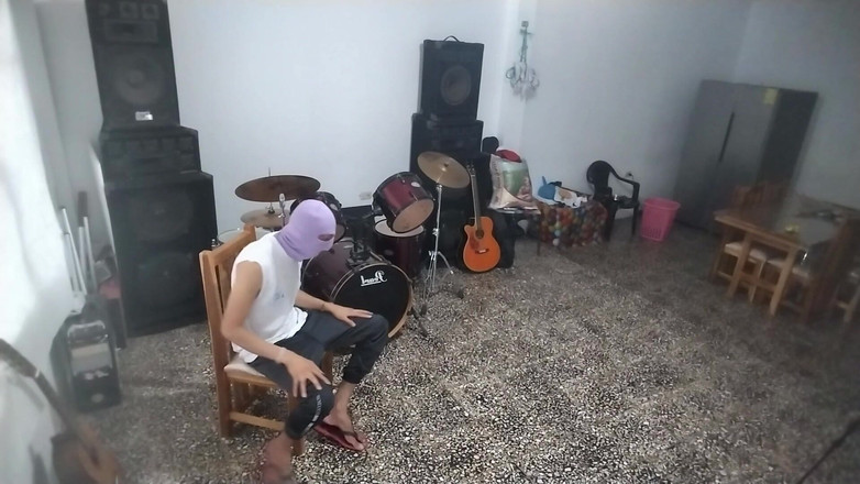 NEGRITA SEXY: Me masturbo en el aula mientras fantaseo con follar a...