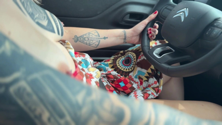 Couple dna: Unpublished a Lady in the Supermarket Accepted a Ride From...