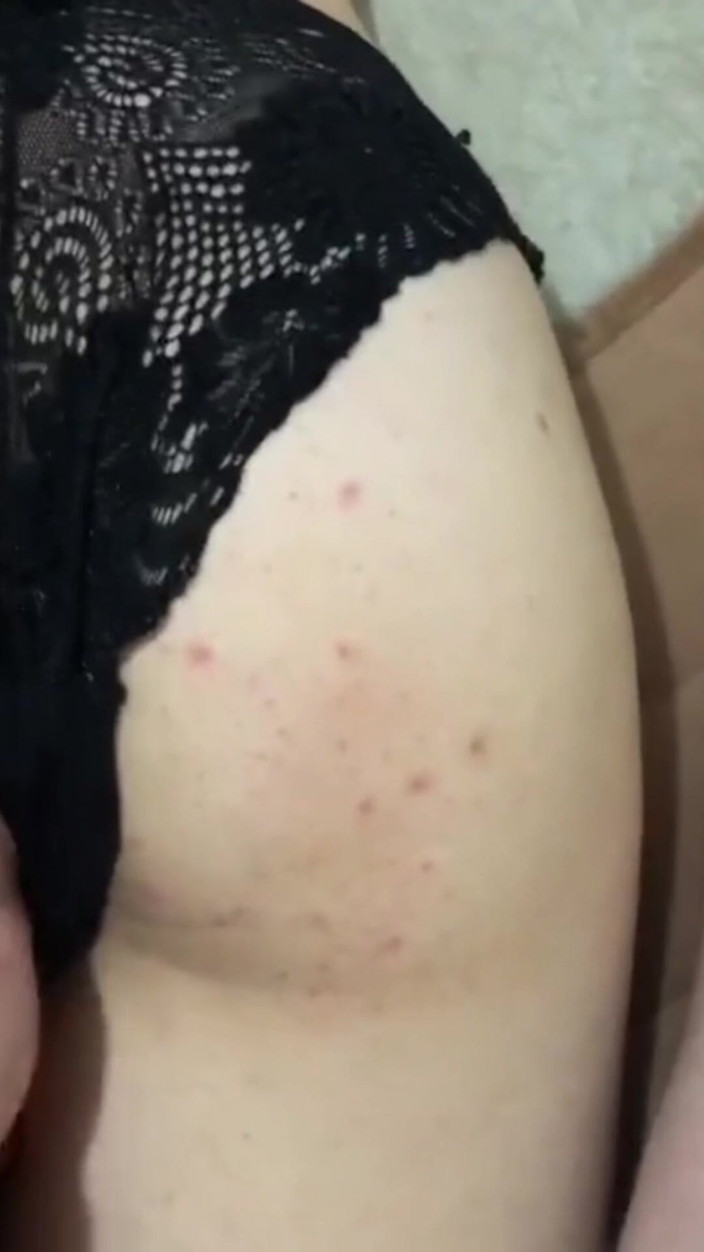 MaybeNatty: Uma estudante foi fodida e gozada durante a noite no...