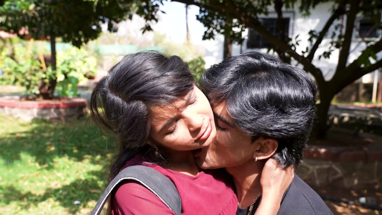 harry1: Pareja india caliente litera la universidad y cuarto del oyo...