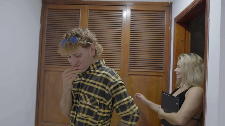 KerentSleen: Prodejce viennes kořenů Ternina mě šuká a jí moji kundičku