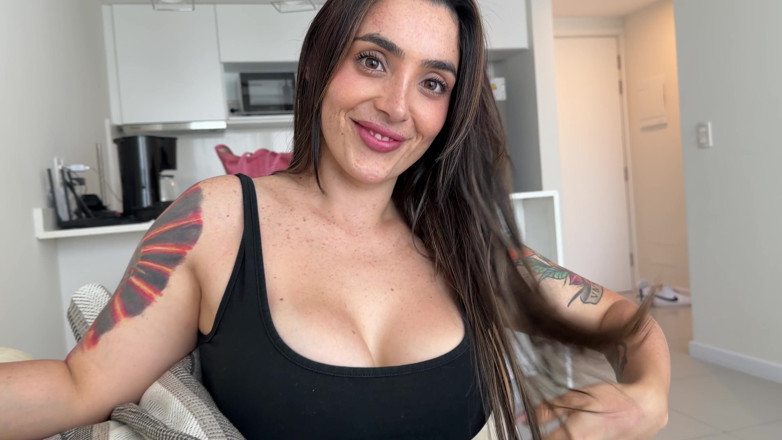 Johnny Grey: Büyük memeli latin orta yaşlı seksi kadınla bakış açısı sakso...
