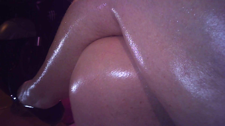 MisS Angel: BBW high heeled legs