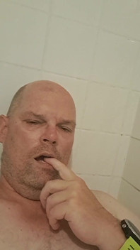 Sluts Sucking