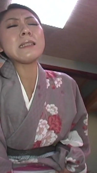 Kimono Erotica: Kokeshi इंसर्शन प्ले -1