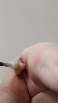 Kåt granne har kul med en sexmaskin