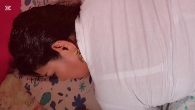 Valkyrieandluigy: Cô ấy thích quan hệ tình dục qua đường hậu môn