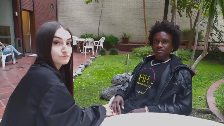 Fefo23x6: अभद्र प्रस्ताव