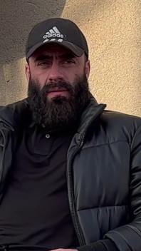 Sneakers & Foot Fetish. Bearded Master & Kike Gil.