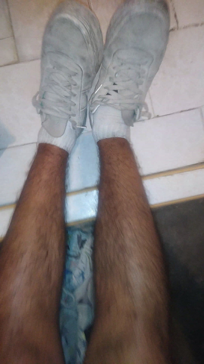 AlexAlejandro13: Beine!