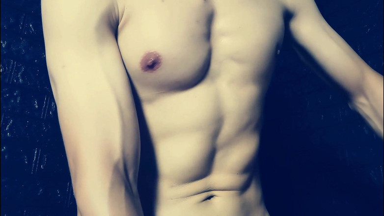 SEXY_GUYBEST: Aku melatih energi kontol besarku yang seksi, supaya kontolku selalu...