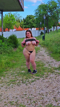 Walking in the Park Playing Very Hot