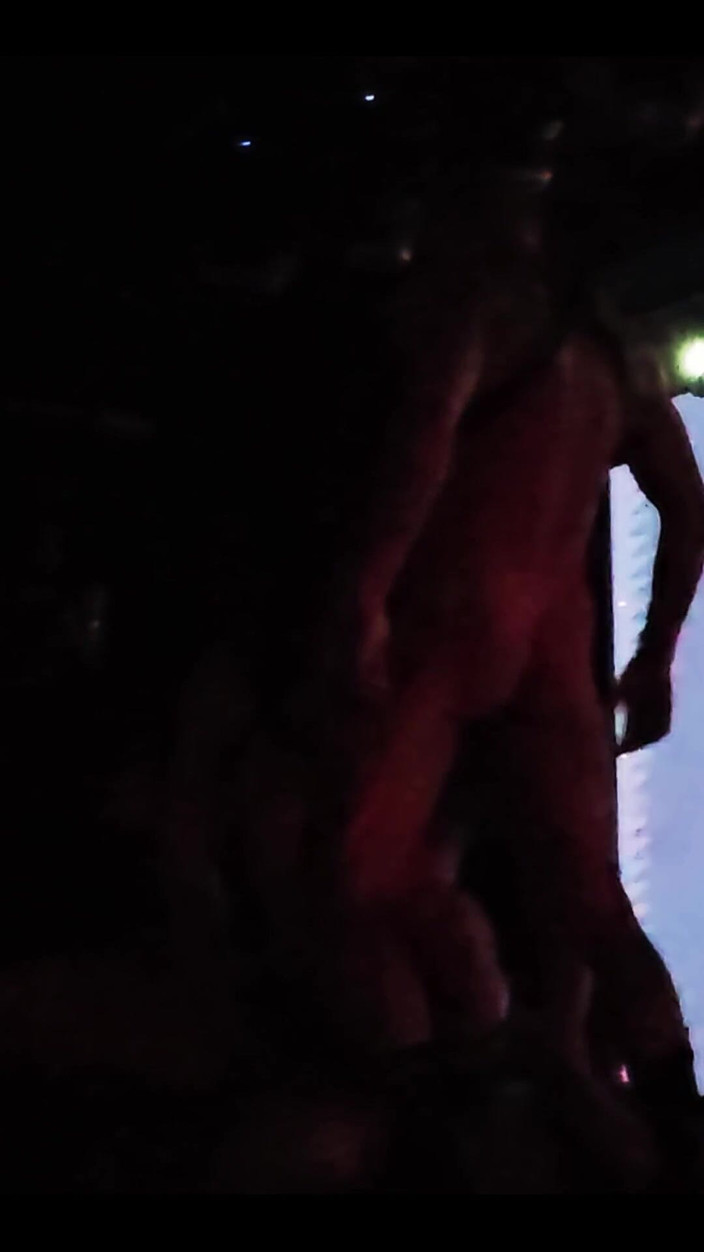 Tom Storm: Під світлом