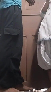 Индийский студент и учитель колледжа