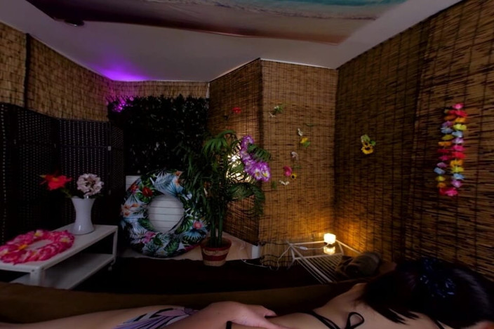 EAGLE-VR: Beach House Pick-up Esthetics : une journée d’été pour se faire...