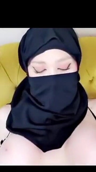 Arap seksi kızla tesettürlü seks pinkpussy