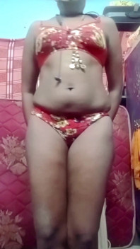 Desi Indian Tamil Wife Renu Nude Live Call Vibrator Tease Boobs Pussy Big Ass Spread Hot Voice! Renuraj