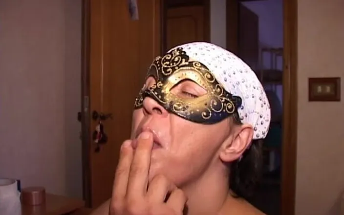 King Of Amateur: Strange Situations