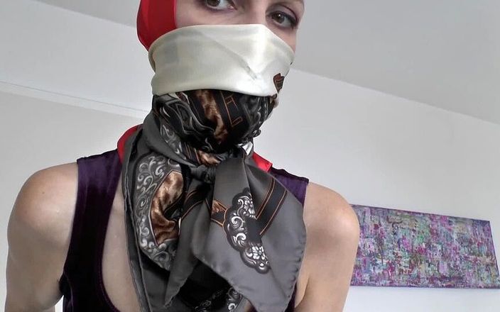 Lady Victoria Valente: 패브릭 마스크와 헤드스카프 스타일링 - 좋아하는 스카프
