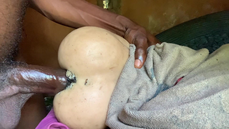 Bangcum8: Mengongkek pantat sisi dengan manis mendalam dan krim