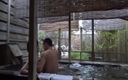 Vulture: Кілька відео зі змішаних ванн