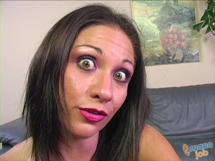 Mano Job: Karrlie Cranks It