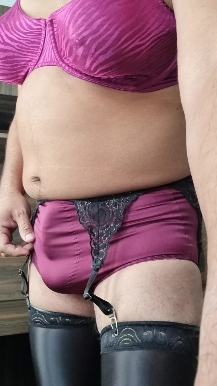 My panties: Retro nylon-dessous, die tante lässt uns ihre dessous sehen, während...