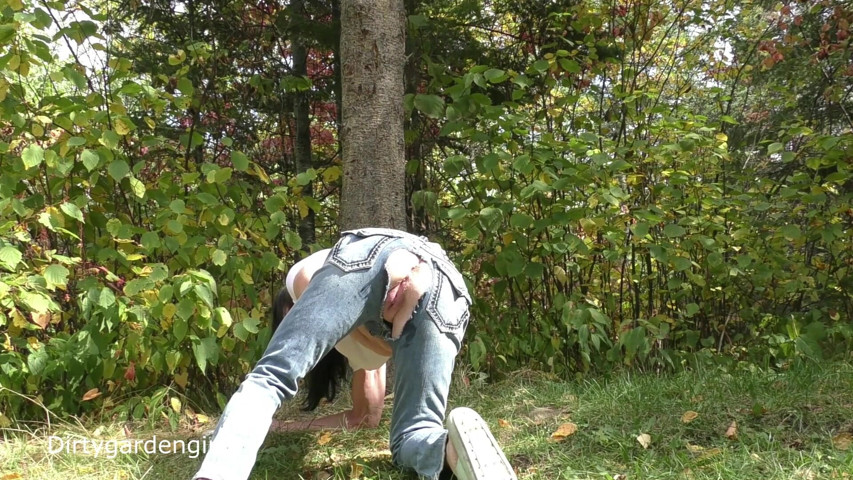 Forest Ass Fisting in Jeans (Dirtygardengirl VOD) Forest Ass Fisting in Jeans (Dirtygardengirl VOD)