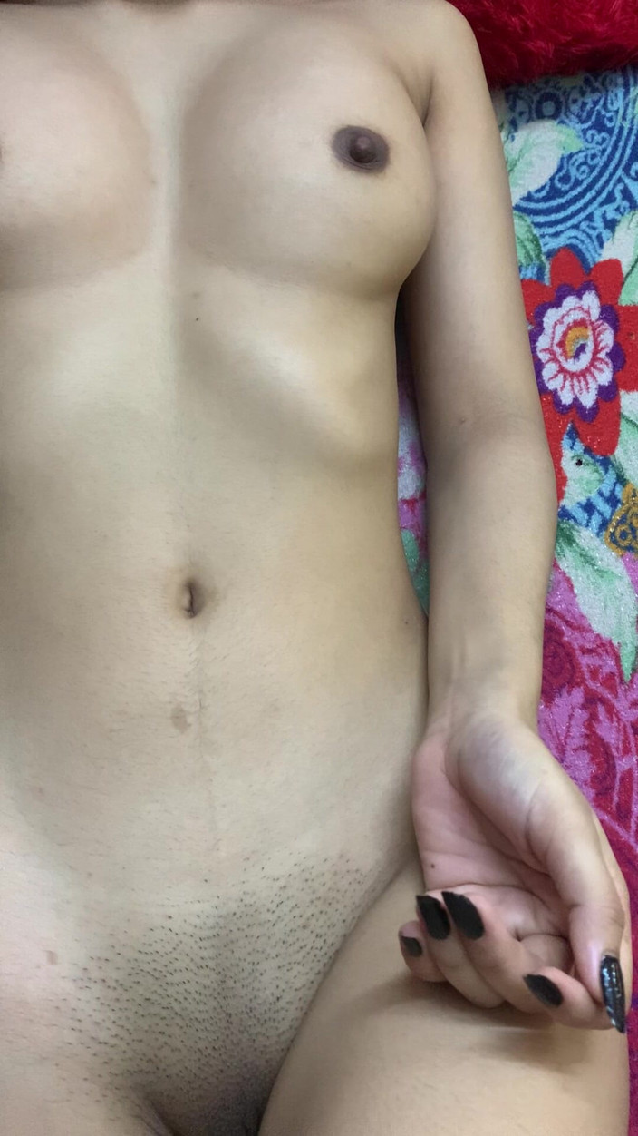 Riya mickey: Heta Desi Par Intim Natt Exklusiv Video