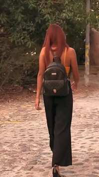 대니 로드리게스의 면접에서 따먹히는 라틴계 빨간 머리 Alexa Ruiz