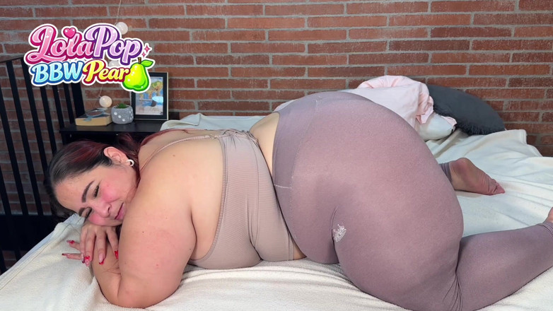 LolaPop BBW Pear: Big BBW Side Body Shake - Thick Ass &amp; Belly Jiggling Together