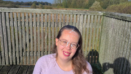 Alison Robell: Trubky a výstřik na obličej na vrcholu rozhledny