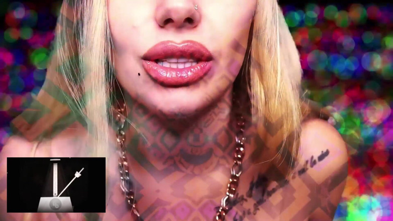 Goddess Misha Goldy: 3Dio ASMR! Adulmecă-te, du-te și mănâncă-ți sperma în timp ce caută țâțele mele...